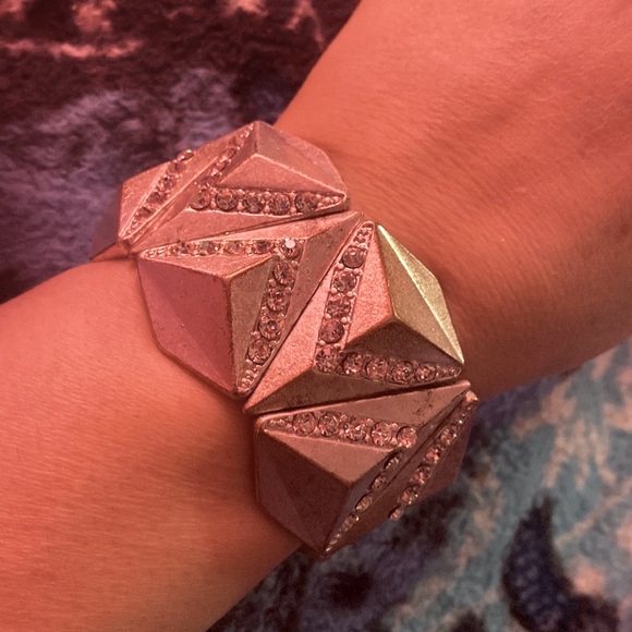 DC long-sleeve stripped shirt+NEW skinny👖17+✨Stretch Bracelet - Picture 6 of 16